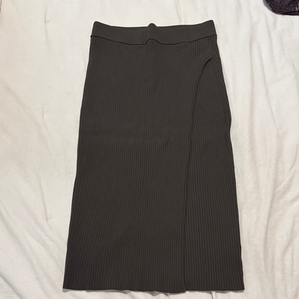 Akris Punto Skirt
Stretch Viscose Midi Pencil...